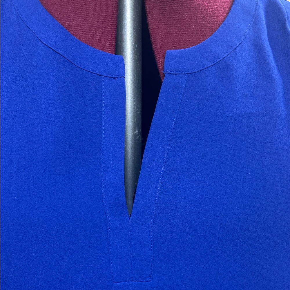 Pleione XL Women's Blue Top - Picture 2 of 9